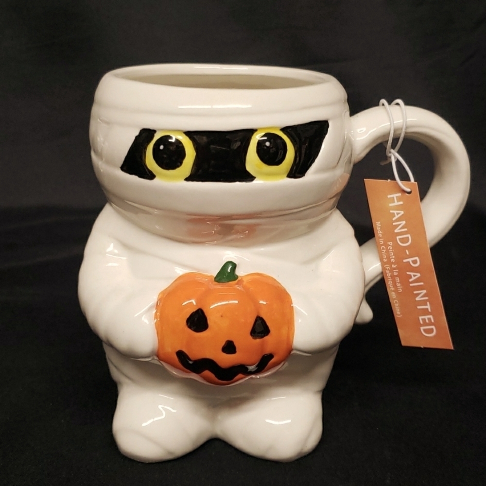 Mummy with Pumpkin Ceramic Mug, NWT